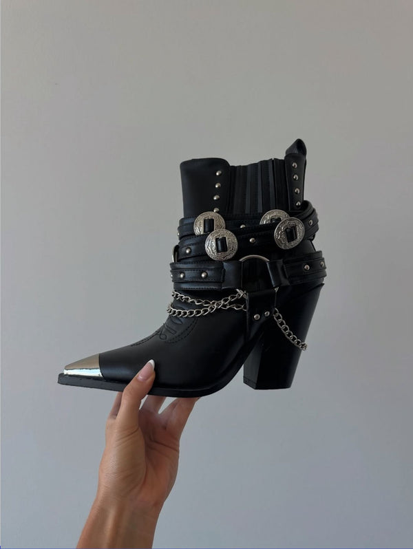 PRESLEY BOOTS