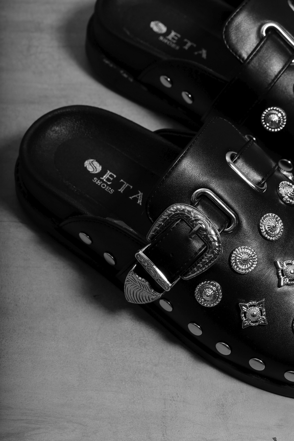 PRESLEY CLOGS