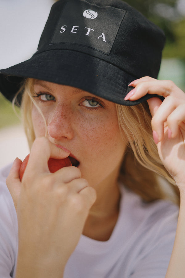 RIVIERA BUCKET HAT